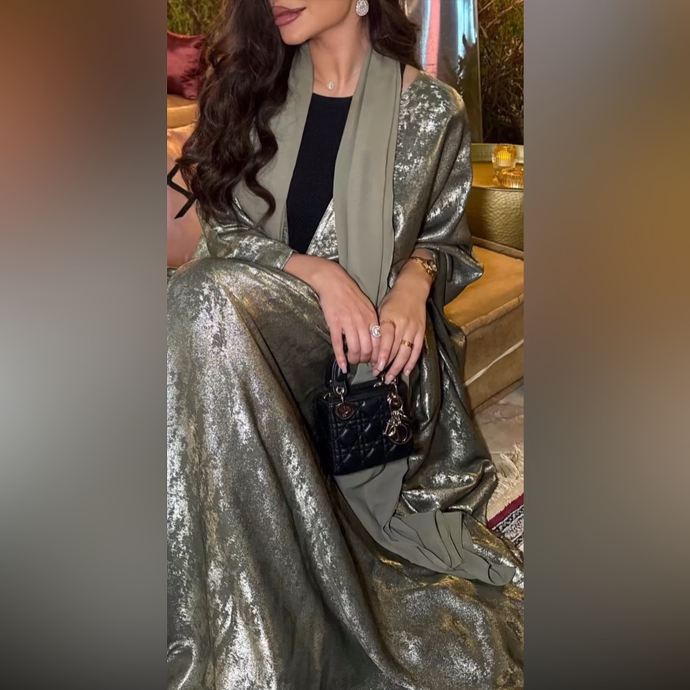 Dubai green abaya